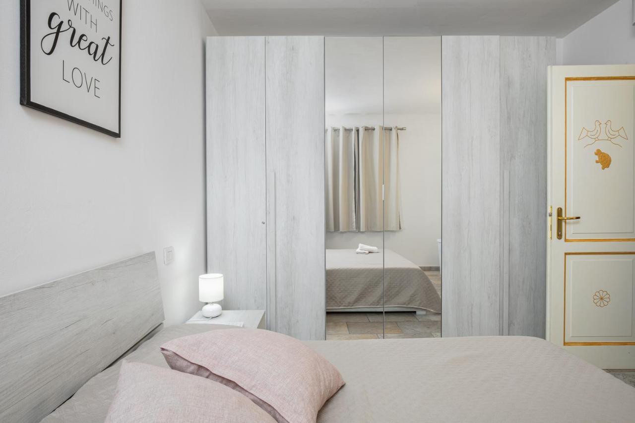 Casa Vacanze Lo Squalo Olbia Luaran gambar